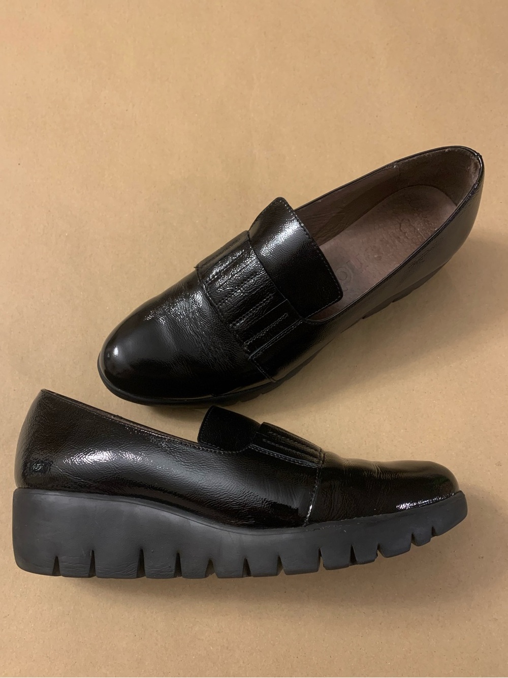 Wonders Made in Spain with Love Black Patent Leather Chunky Loafers Size 41